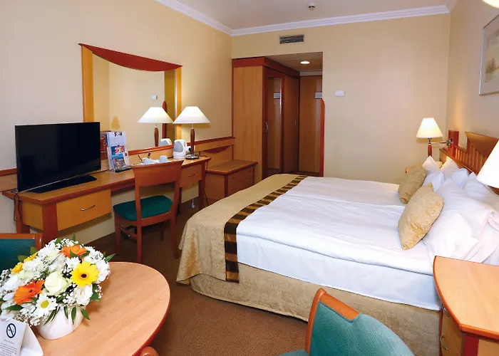 Danubius Helia 4* Budapeste