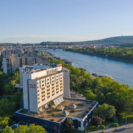 Отель Danubius Helia 4*