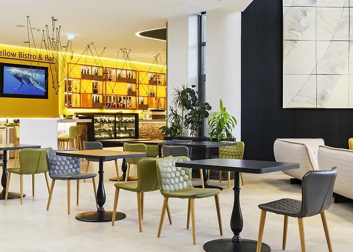 Danubius Helia Hotell 4*